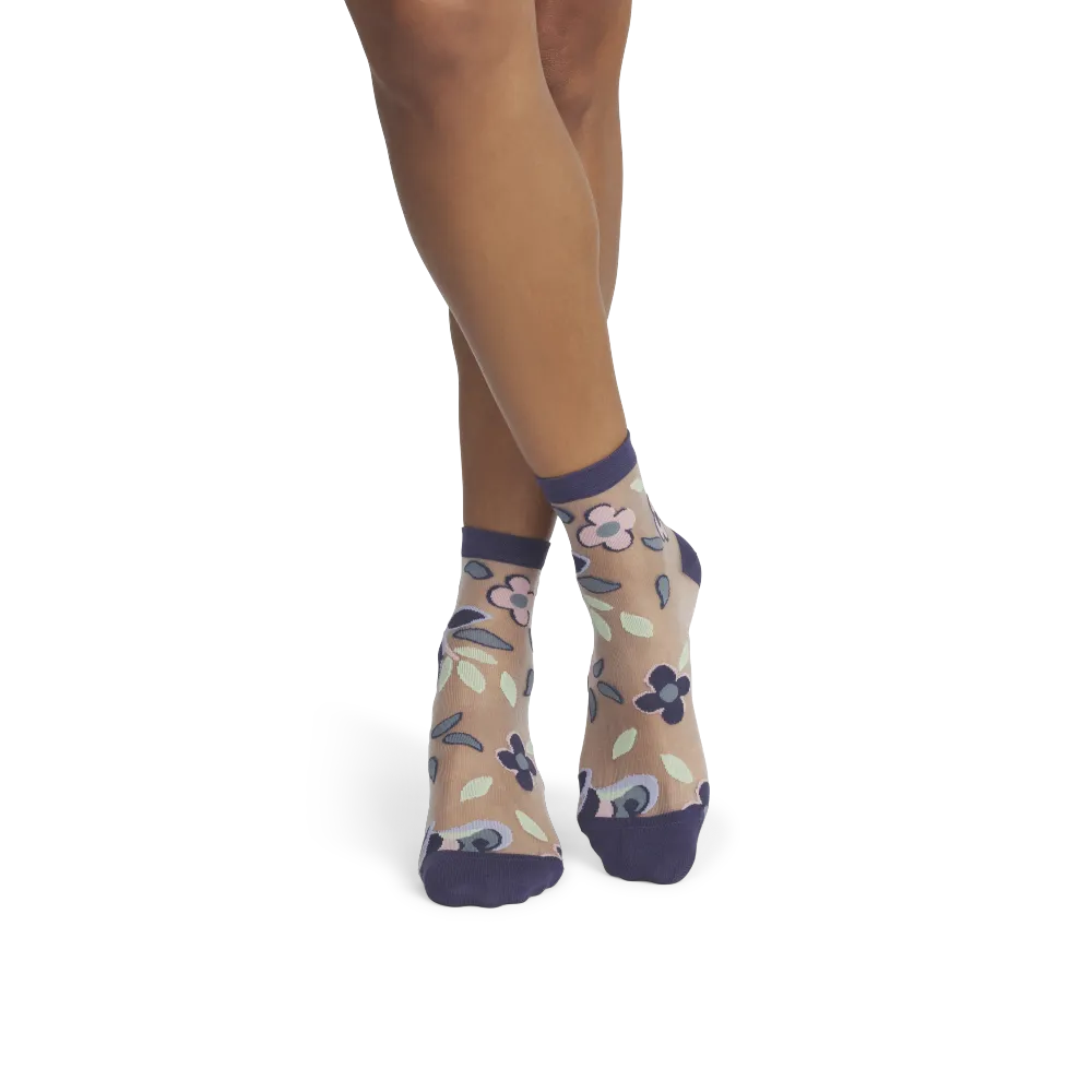 Women’s Sheer Garden Party Quarter Socks