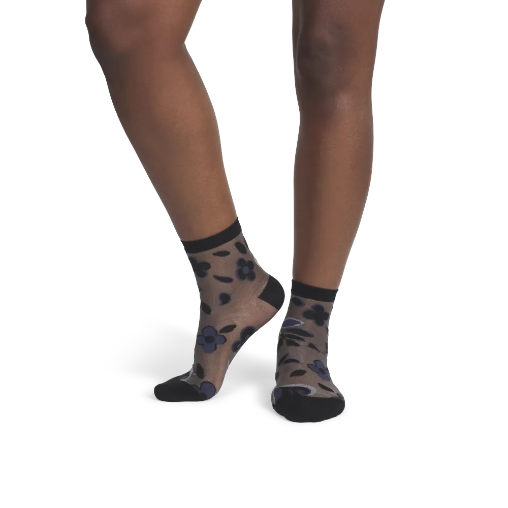 Women’s Sheer Garden Party Quarter Socks
